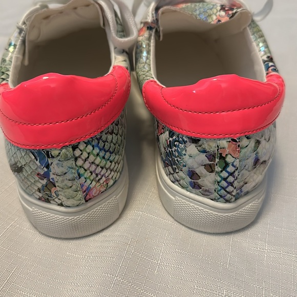 BRAND NEW Natural Breeze Multi Color Snake Skin pattern shoes size 7.5 - Picture 4 of 7